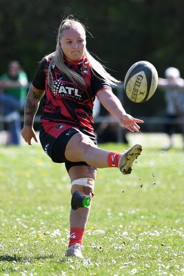 270425 - Ynysddu BG Ladies v Haverfordwest - Admiral Women's National League Championship - 