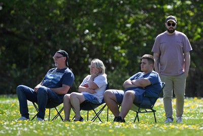 270425 - Ynysddu BG Ladies v Haverfordwest - Admiral Women's National League Championship - Fans watch the game