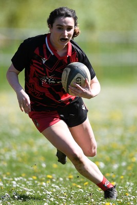 270425 - Ynysddu BG Ladies v Haverfordwest - Admiral Women's National League Championship - 