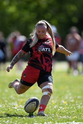 270425 - Ynysddu BG Ladies v Haverfordwest - Admiral Women's National League Championship - 