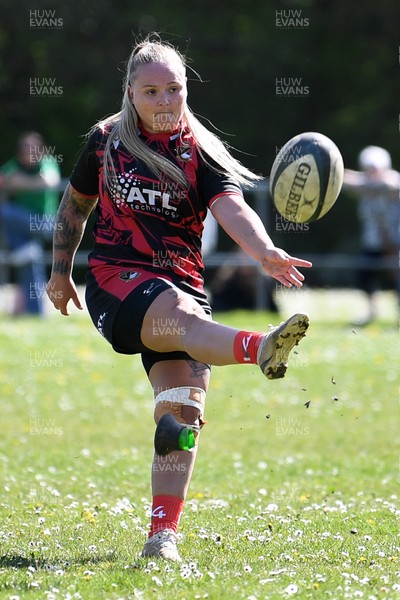 270425 - Ynysddu BG Ladies v Haverfordwest - Admiral Women's National League Championship - 