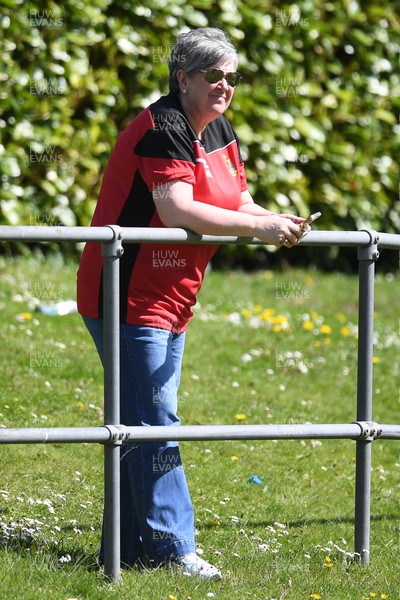 270425 - Ynysddu BG Ladies v Haverfordwest - Admiral Women's National League Championship - Fans watch the game