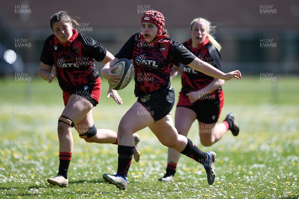 270425 - Ynysddu BG Ladies v Haverfordwest - Admiral Women's National League Championship - 