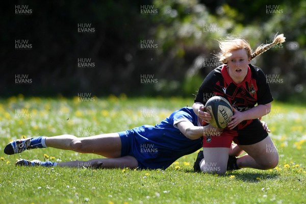 270425 - Ynysddu BG Ladies v Haverfordwest - Admiral Women's National League Championship - 