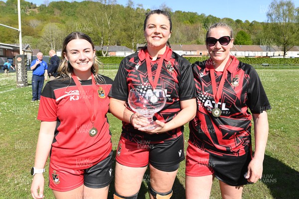 270425 - Ynysddu BG Ladies v Haverfordwest - Admiral Women's National League Championship - 