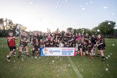 020525 - Ynysybwl RFC Women v Taffs Well Women - Admiral Women's National League Central - Ynysybwl lift the trophy