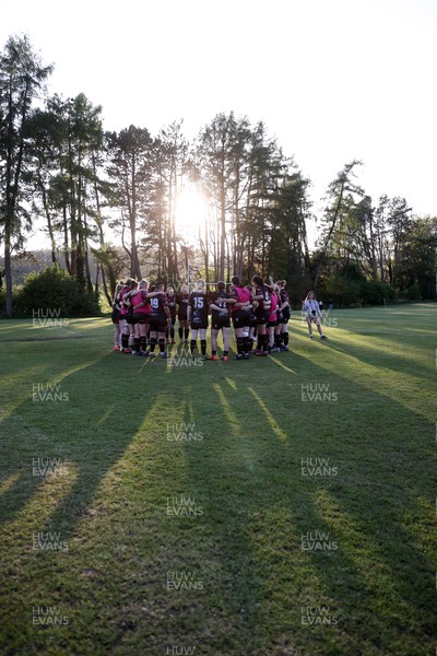 020525 - Ynysybwl RFC Women v Taffs Well Women - Admiral Women's National League Central - Ynysybwl Team huddle
