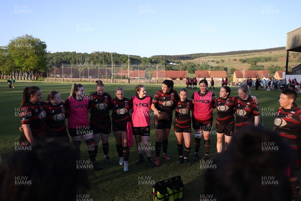 020525 - Ynysybwl RFC Women v Taffs Well Women - Admiral Women's National League Central - Ynysybwl Team huddle