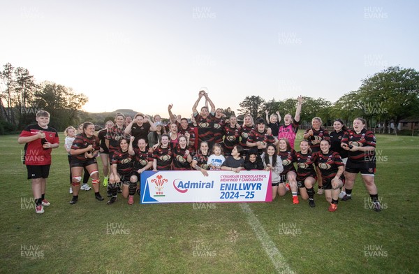 020525 - Ynysybwl RFC Women v Taffs Well Women - Admiral Women's National League Central - Ynysybwl lift the trophy