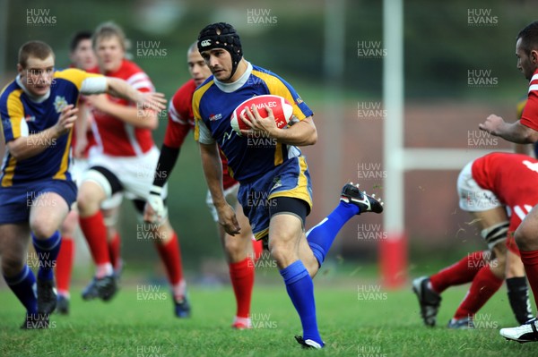 03.10.09 - Ynysybwl v Gilfach Goch - SWALEC League 2 East - Gilfach Goch's Adam Priday runs in to score try. 