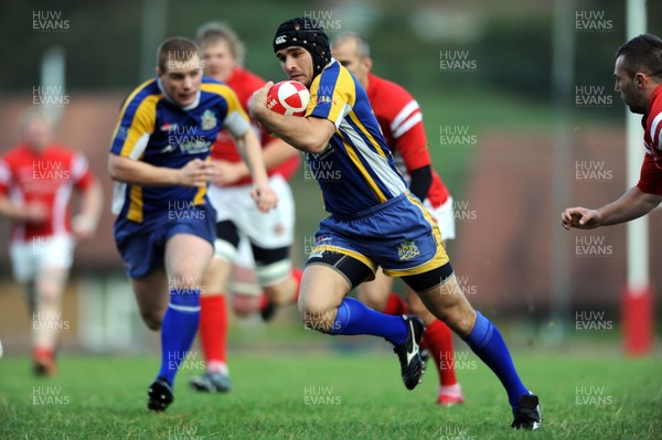 03.10.09 - Ynysybwl v Gilfach Goch - SWALEC League 2 East - Gilfach Goch's Adam Priday runs in to score try. 