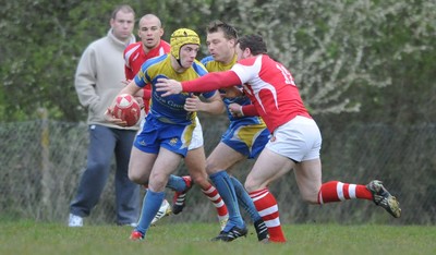 Ynysybwl v Penallta 260412