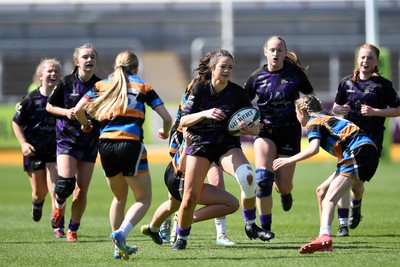 060525 - Ysfgol Bro Pedr v Bryncelynnog Comprehensive - Girls Schools U14s Cup Final - Mari Thomas of Ysfgol Bro Pedr