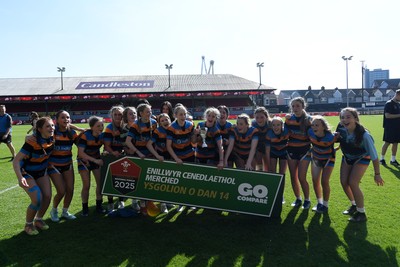 060525 - Ysfgol Bro Pedr v Bryncelynnog Comprehensive - Girls Schools U14s Cup Final - Both sides lift the trophy after the game ends in a draw