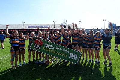 060525 - Ysfgol Bro Pedr v Bryncelynnog Comprehensive - Girls Schools U14s Cup Final - Both sides lift the trophy after the game ends in a draw