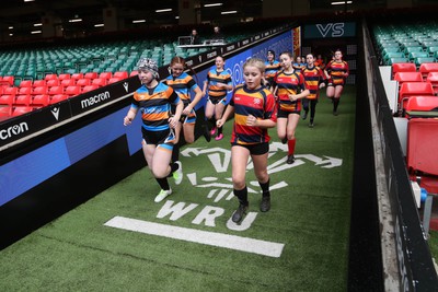 190324 - Ysgol Bryn Celynnog v Ysgol Godre’r Berwyn - WRU Welsh Schools Girls U12 Cup Final - Both teams take to the field