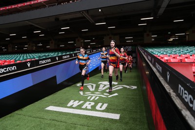 190324 - Ysgol Bryn Celynnog v Ysgol Godre’r Berwyn - WRU Welsh Schools Girls U12 Cup Final - Teams run out