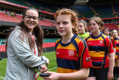 190324 - Ysgol Bryn Celynnog v Ysgol Godre’r Berwyn -  WRU Welsh Schools Girls U12 Cup Final - Players and Officials receive medals 