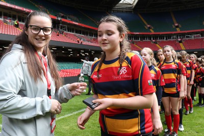 190324 - Ysgol Bryn Celynnog v Ysgol Godre’r Berwyn -  WRU Welsh Schools Girls U12 Cup Final - Players and Officials receive medals 