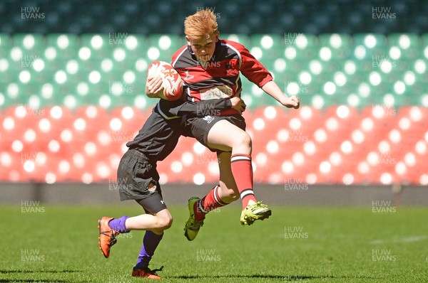 130416 - Ysgol Castell Nedd v Llantrisant  - WRU Primary Schools Final 