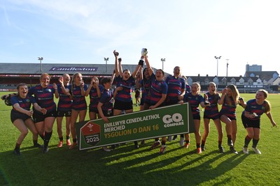 060525 - Ysgol Cwm Rhymni v Ysgol Bro Dur - Girls Schools U16s Cup Final - Ysgol Bro Dur celebrate lifting the trophy
