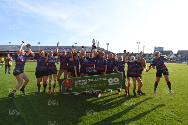 060525 - Ysgol Cwm Rhymni v Ysgol Bro Dur - Girls Schools U16s Cup Final - Ysgol Bro Dur celebrate lifting the trophy