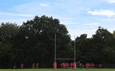 011025 - Ysgol Gyfun Gymraeg Glantaf v Coleg Gwent, WRU Welsh Schools & Colleges league - Coleg Gwent warm up ahead of the match