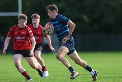 011025 - Ysgol Gyfun Gymraeg Glantaf v Coleg Gwent, WRU Welsh Schools & Colleges league - Will Adams of Ysgol Glantaf races away
