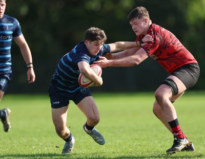 011025 - Ysgol Gyfun Gymraeg Glantaf v Coleg Gwent, WRU Welsh Schools & Colleges league - Evan Jones of Ysgol Glantaf races away