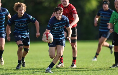 011025 - Ysgol Gyfun Gymraeg Glantaf v Coleg Gwent, WRU Welsh Schools & Colleges league - Evan Jones of Ysgol Glantaf races away