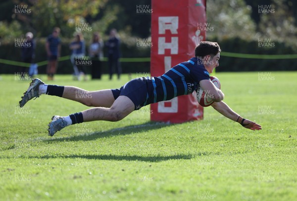 011025 - Ysgol Gyfun Gymraeg Glantaf v Coleg Gwent, WRU Welsh Schools & Colleges league - Evan Jones of Ysgol Glantaf races away to score try