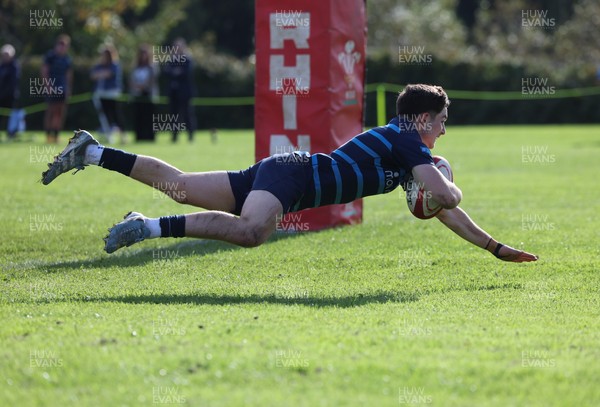 011025 - Ysgol Gyfun Gymraeg Glantaf v Coleg Gwent, WRU Welsh Schools & Colleges league - Evan Jones of Ysgol Glantaf races away to score try