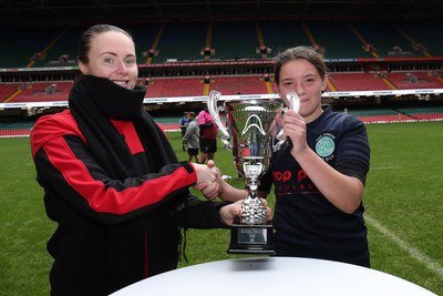 190324 - Ysgol Godre’r Berwyn v Ysgol Bro Dur - WRU Welsh Schools Girls U14 Cup Final - Bro Dur Captain Isobelle Thomas receives the trophy from Cleo Hardy 