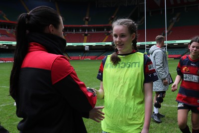 190324 - Ysgol Godre’r Berwyn v Ysgol Bro Dur - WRU Welsh Schools Girls U14 Cup Final - Players and Officials receive medals