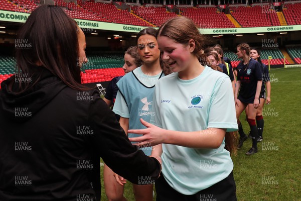 190324 - Ysgol Godre’r Berwyn v Ysgol Bro Dur - WRU Welsh Schools Girls U14 Cup Final - Players and Officials receive medals