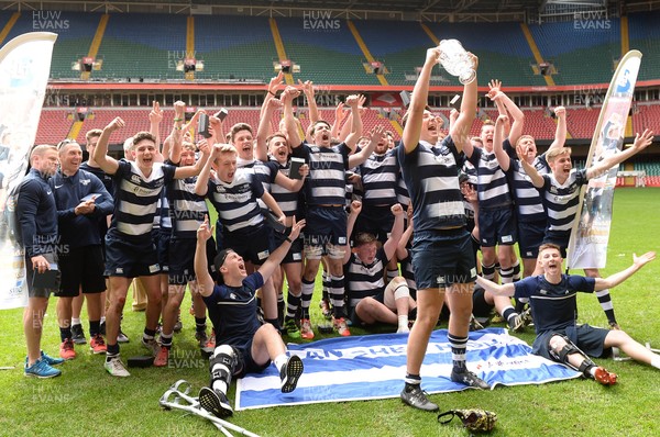 130416 - Ysgol Gyfun Gwyr v Llanishen High- WRU Schools Cup Final -Llanishen High celebrate winning the WRU Schools Cup Final