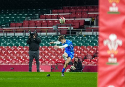 111225 - Ysgol Gymraeg Bro Morgannwg v Ysgol Gyfun Gymraeg Bro Myrddin - U18 Schools and Colleges Champions of Champions - Rhys Muxworthy kicks a conversion