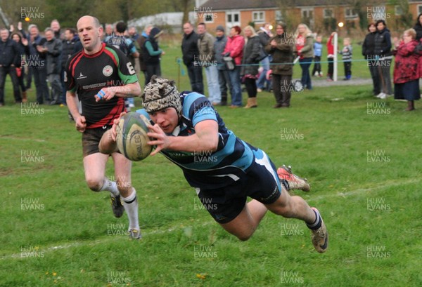 090513 - Ystalyfera v Mumbles - SWALEC League 3 South West - 