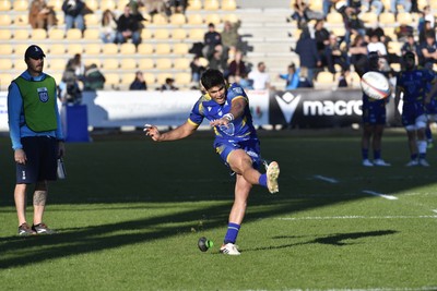 291125 - Zebre Parma v Cardiff Rugby - United Rugby Championship - Martin Roger Farias of Zebre kicks for goal