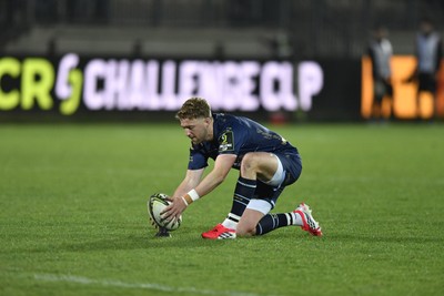 110426 - Zebre Parma v Dragons RFC - EPCR Challenge Cup Quarter Final - Angus O'Brien of Dragons kicks the conversion