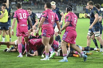 110426 - Zebre Parma v Dragons RFC - EPCR Challenge Cup Quarter Final - Harrison Keddie of Dragons scores their second try