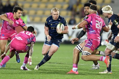 110426 - Zebre Parma v Dragons RFC - EPCR Challenge Cup Quarter Final - Tinus de Beer of Dragons 