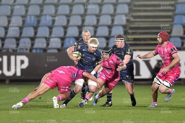 110426 - Zebre Parma v Dragons RFC - EPCR Challenge Cup Quarter Final - Aaron Wainwright of Dragons is tackled by Leonardo Krumov of Zebre 