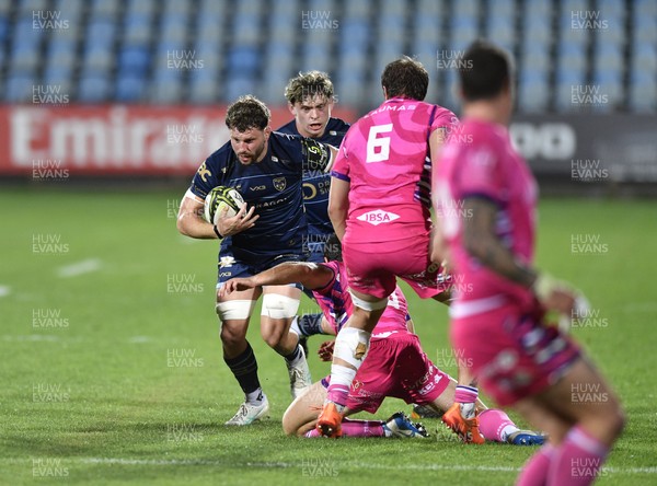 110426 - Zebre Parma v Dragons RFC - EPCR Challenge Cup Quarter Final - Thomas Young of Dragons 