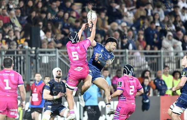 110426 - Zebre Parma v Dragons RFC - EPCR Challenge Cup Quarter Final - Leonardo Krumov of Zebre and Fetuli Paea of Dragons compete for a high ball
