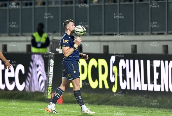 110426 - Zebre Parma v Dragons RFC - EPCR Challenge Cup Quarter Final - Elliot Dee of Dragons 