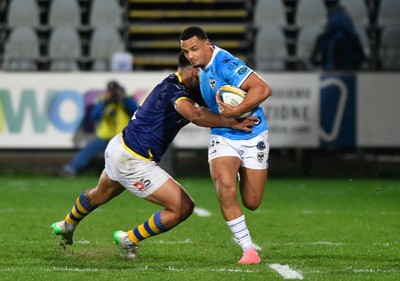 280225 - Zebre Parma v Dragons RFC - United Rugby Championship - Ashton Hewitt of Dragons 