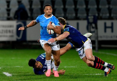 280225 - Zebre Parma v Dragons RFC - United Rugby Championship - Ashton Hewitt of Dragons 