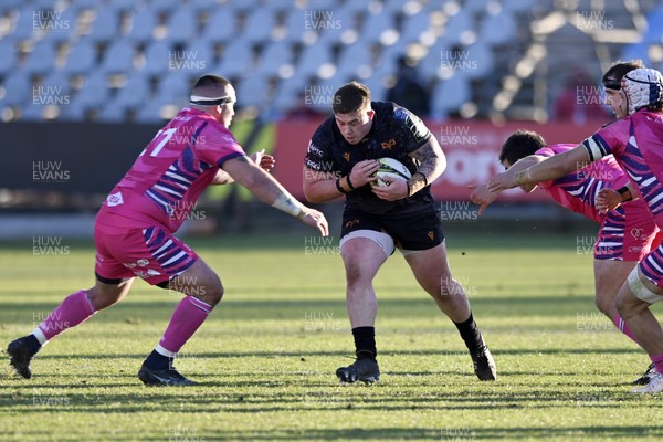 110126 - Zebre Parma v Ospreys - EPCR Challenge Cup - Kian Hire of Ospreys takes on Paolo Buonfiglio of Zebre 