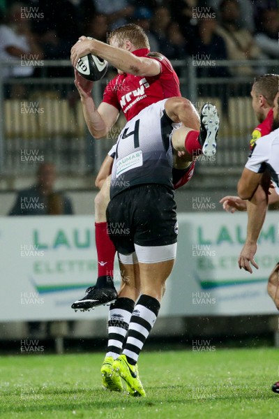 090917 - Zebre Rugby Club v Scarlets - Guinness PRO14 -  Giulio Bisegni of Zebre makes a tackle